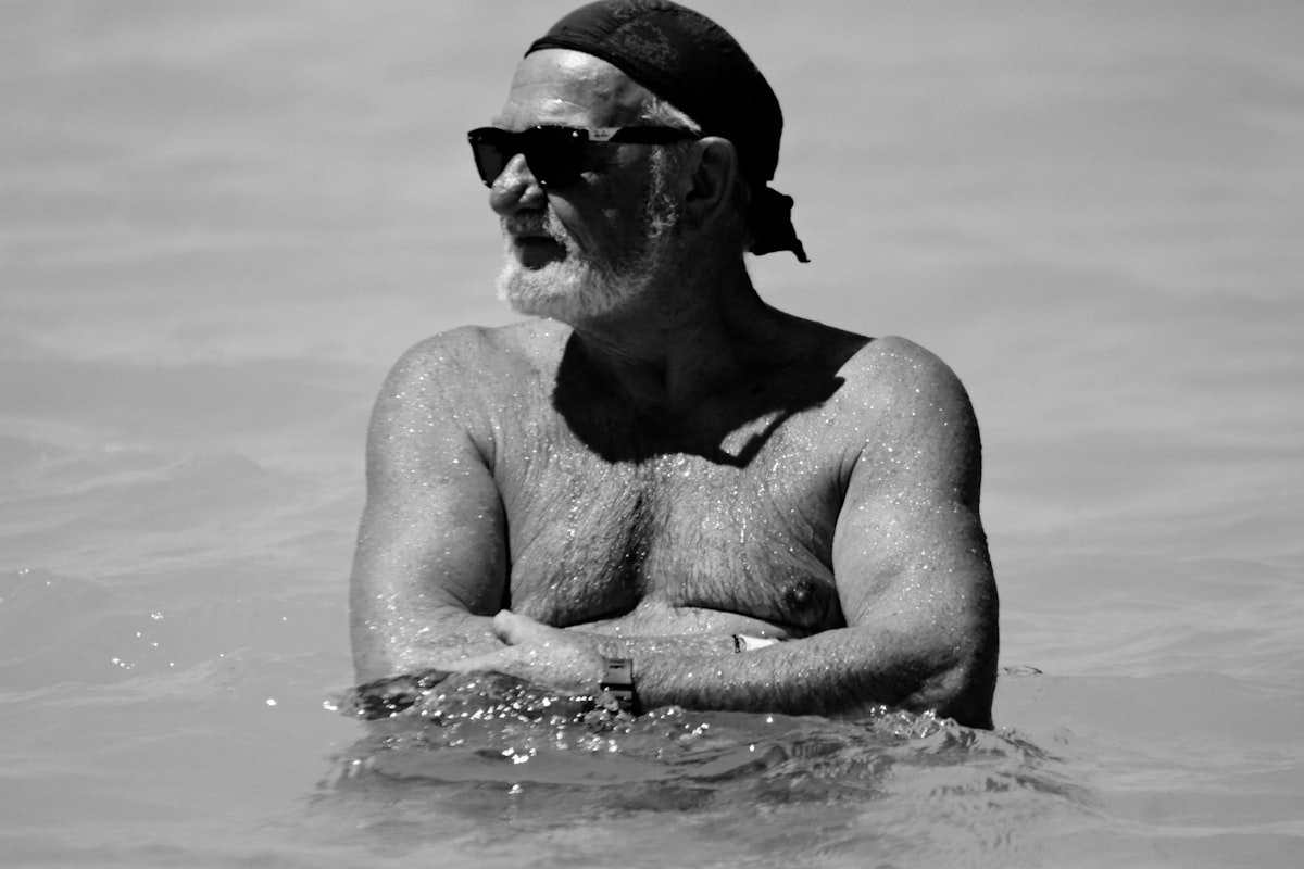 Hulk Hogan, Pro Wrestler dies at age of 71 - None