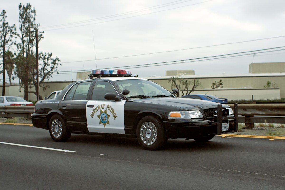 Federal agents conduct raid outside California Gov. Newsom event - None
