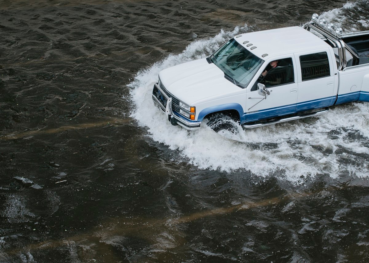 Flash flooding leaves at least three dead in Tennessee - Hurricane Irma Aftermath
