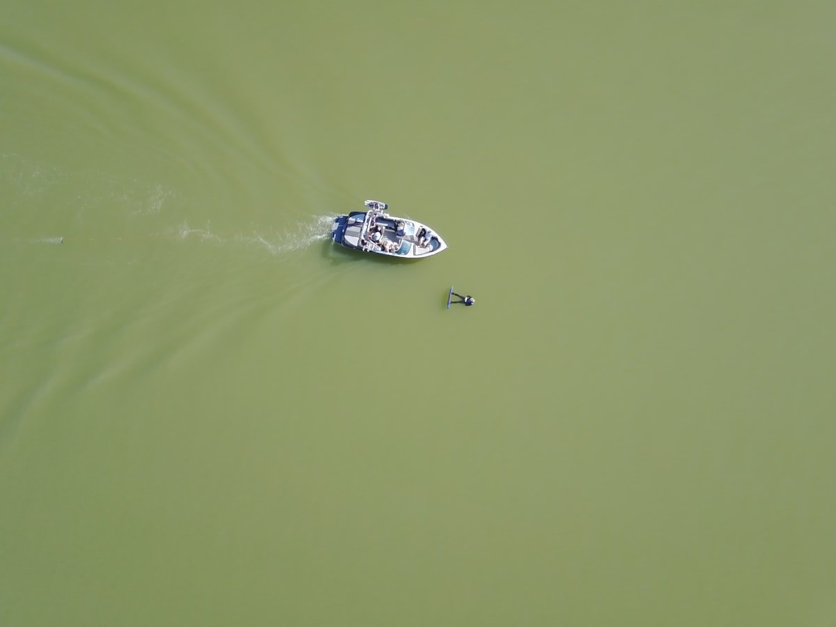 Helicopter Crashes into Mississippi River Barges - None
