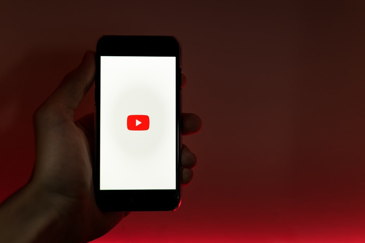 Over 1 million videos were removed by TikTok in the UAE during the first quarter of 2025 for violating community guidelines - If you like my work then you can support it. Paypal: officialvmx@gmail.com Patreon: www.patreon.com/szvpatreon
